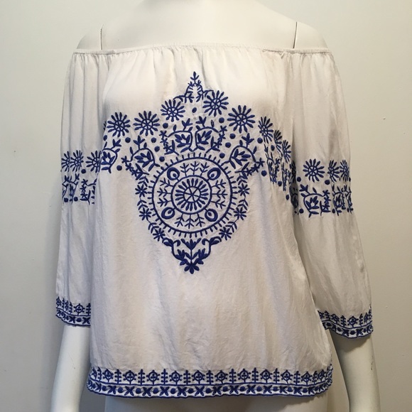 Gianni Bini Tops - Sale 5 For $25 Gianni Bini Off the Shoulder Top